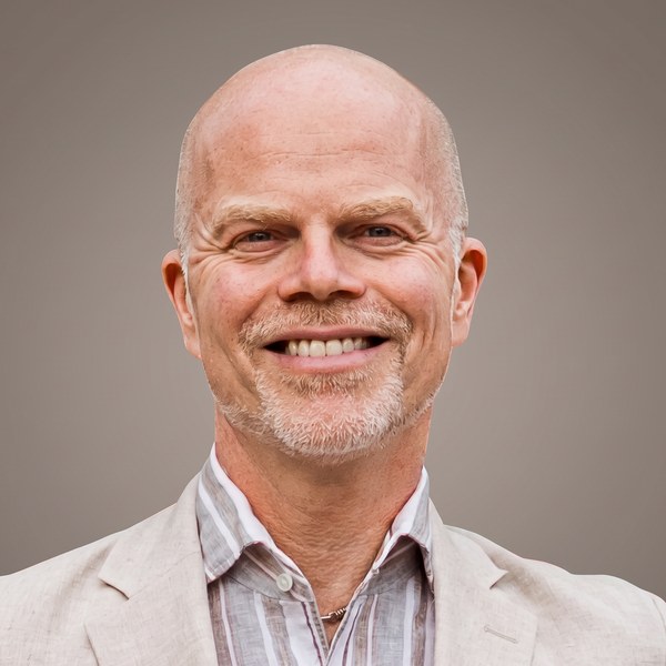 Porträtt av Oscar Hermansson